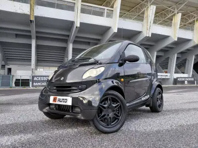 Smart Fortwo Cabrio 2004 - 3890 EUR, 224145 km - AUTO.MOTO.pt - 224145km - foto 18 de 18