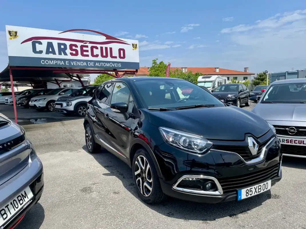 Renault Captur 2013 - 13950 EUR, 161056 km - AUTO.MOTO.pt - 161056km - foto 3 de 30