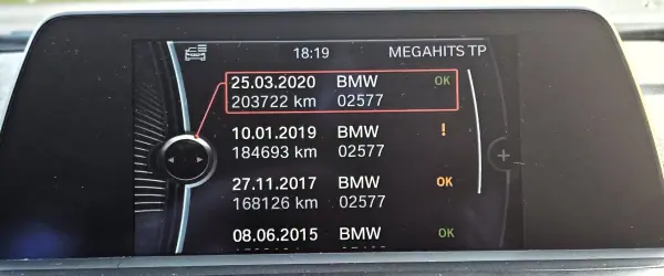 BMW 116 2012 - 10999 EUR, 280000 km - AUTO.MOTO.pt - 280000km - foto 9 de 24