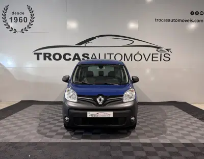 Renault Kangoo 2019 - 15900 EUR, 177924 km - AUTO.MOTO.pt - 177924km - foto 2 de 35