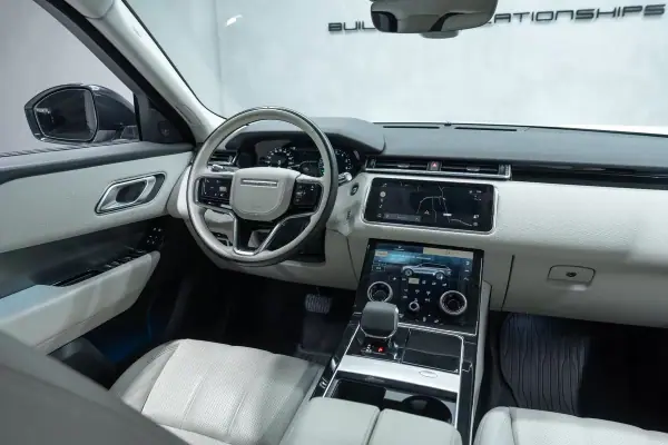 Land Rover Range Rover Velar 2021 - 49950 EUR, 46000 km - AUTO.MOTO.pt - 46000km - foto 20 de 53