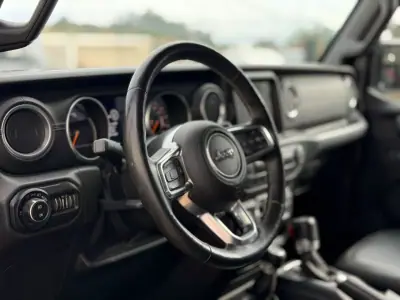 Jeep Wrangler Unlimited 2018 - 58950 EUR, 75958 km - AUTO.MOTO.pt - 75958km - foto 8 de 9