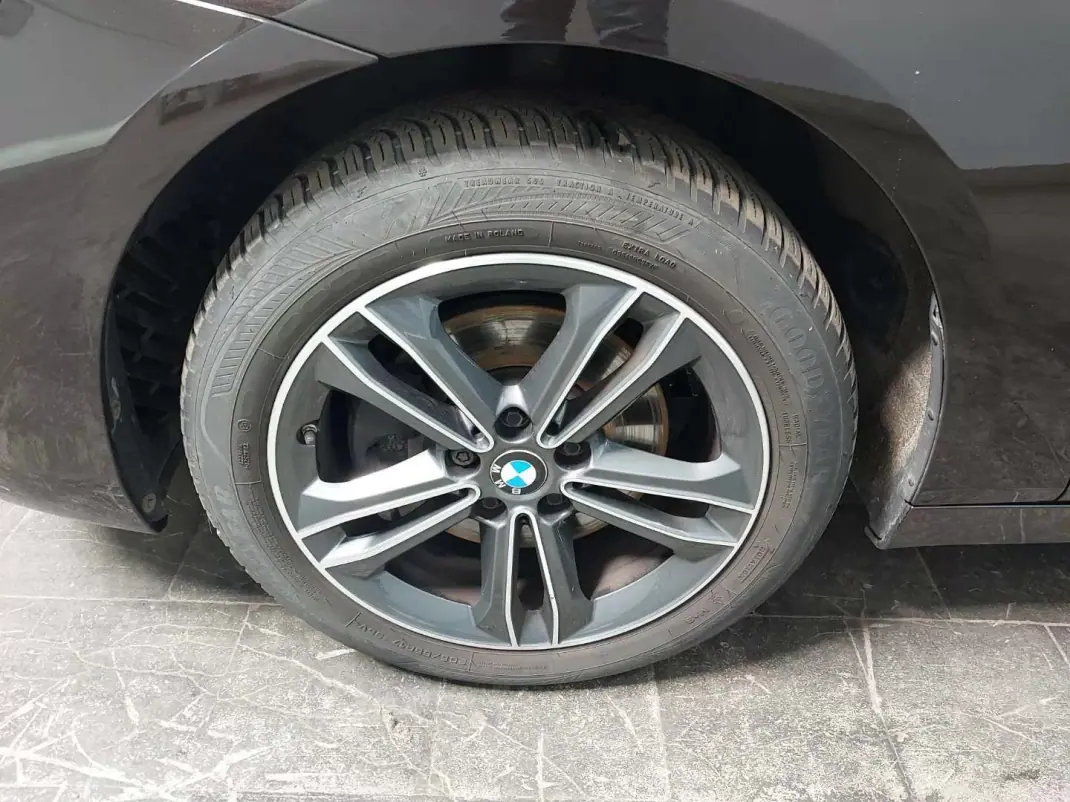 BMW 218 Gran Tourer 2018 - 19990 EUR, 126000 km - 126000km - foto 23 de 23