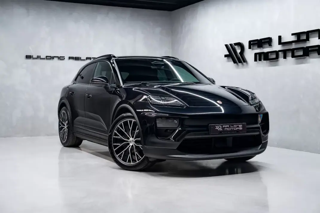 Porsche Macan 2025 - 89950 EUR, 8000 km - AUTO.MOTO.pt - 8000km - foto 3 de 57