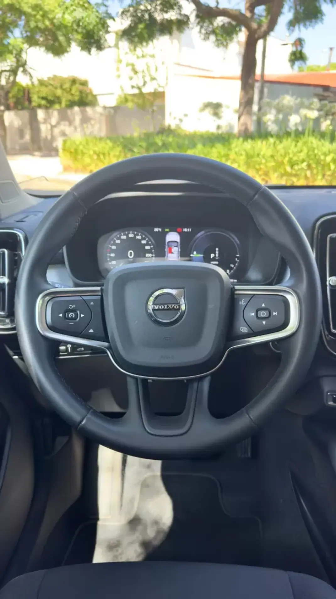 Volvo XC 40 2021 - 25990 EUR, 131254 km - 131254km - foto 19 de 23