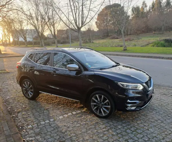 Nissan Qashqai 2020 - 20990 EUR, 139000 km - AUTO.MOTO.pt - 139000km - foto 8 de 19