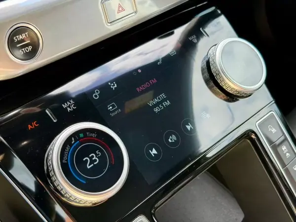 Jaguar I-Pace 2018 - 24900 EUR, 74650 km - AUTO.MOTO.pt - 74650km - foto 12 de 14