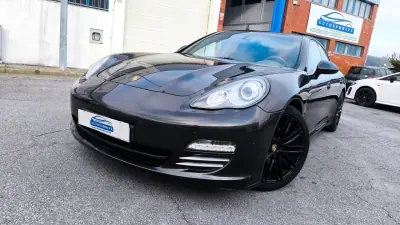 Porsche Panamera 2011 - 26900 EUR, 193000 km - AUTO.MOTO.pt - 193000km - foto 5 de 21