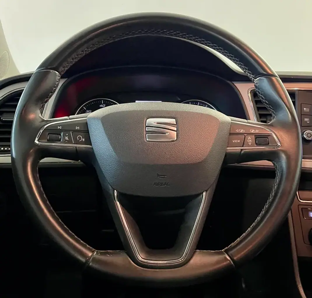 SEAT Leon ST 2019 - 11950 EUR, 182000 km - AUTO.MOTO.pt - 182000km - foto 13 de 34