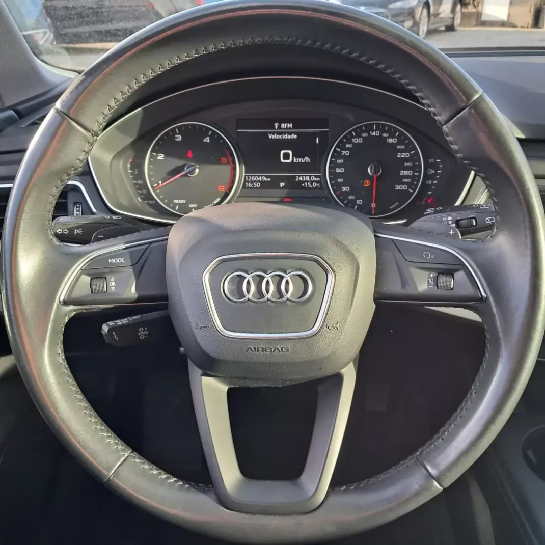 Audi A4 Avant 2017 - 22650 EUR, 126000 km - AUTO.MOTO.pt - 126000km - foto 9 de 14