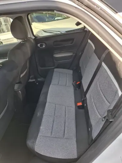 Citroën C4 Cactus 2019 - 15500 EUR, 56000 km - AUTO.MOTO.pt - 56000km - foto 15 de 26