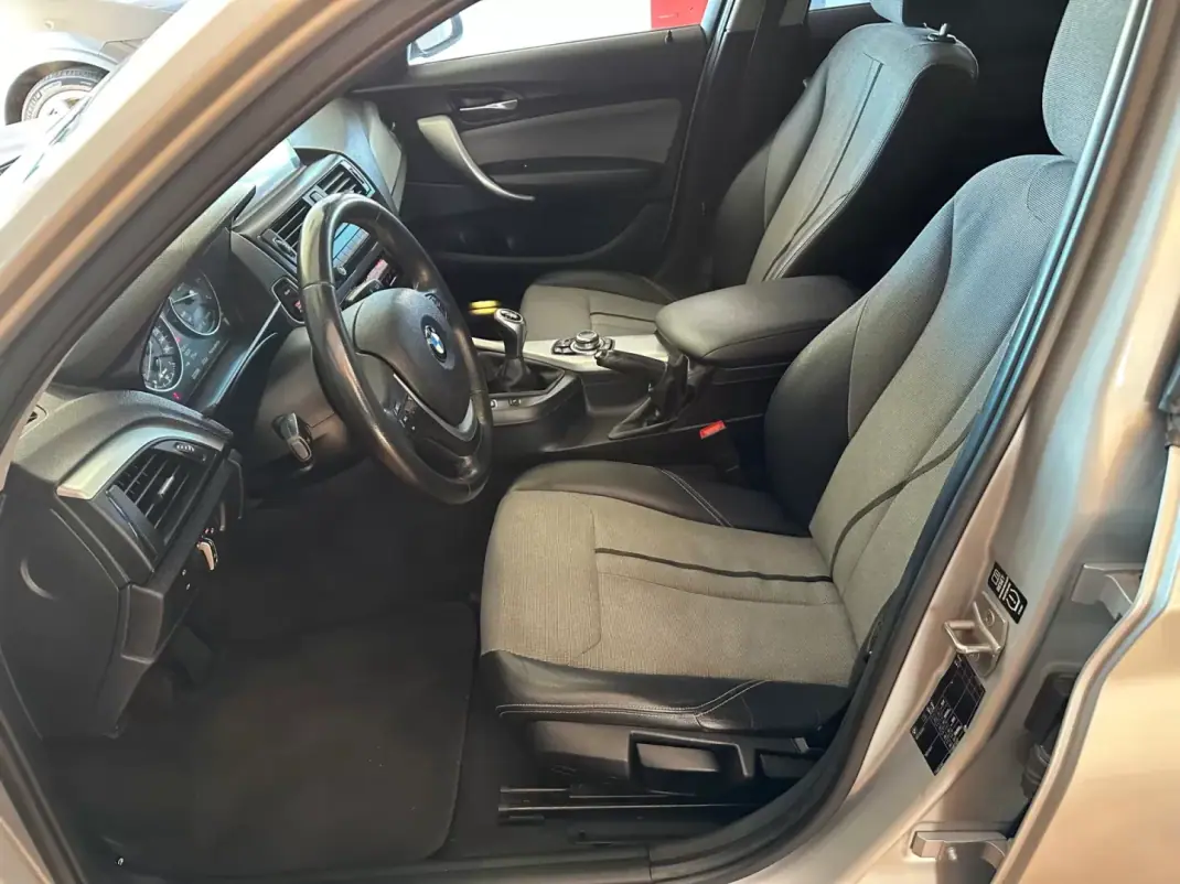 BMW 116 2012 - 13900 EUR, 223396 km - AUTO.MOTO.pt - 223396km - foto 8 de 25