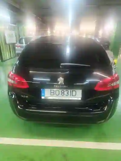 Peugeot 308 SW 2019 - 15000 EUR, 154000 km - AUTO.MOTO.pt - 154000km - foto 2 de 10
