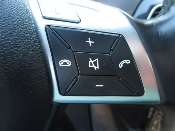Mercedes-Benz C 180 2012 - 13490 EUR, 240000 km - AUTO.MOTO.pt - 240000km - foto 42 de 47