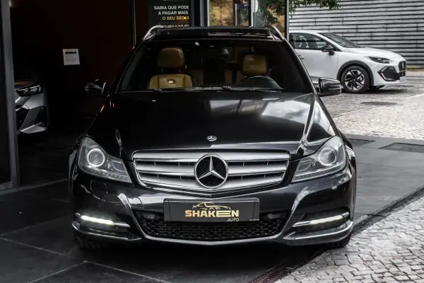 Mercedes-Benz C 220 2012 - 8450 EUR, 318339 km - AUTO.MOTO.pt - 318339km - foto 6 de 26