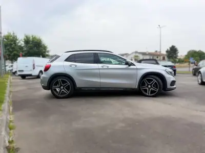 Mercedes-Benz GLA 180 2016 - 19990 EUR, 111718 km - AUTO.MOTO.pt - 111718km - foto 8 de 22