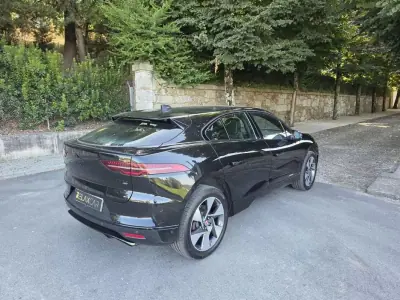 Jaguar I-Pace 2020 - 24499 EUR, 128765 km - AUTO.MOTO.pt - 128765km - foto 10 de 41