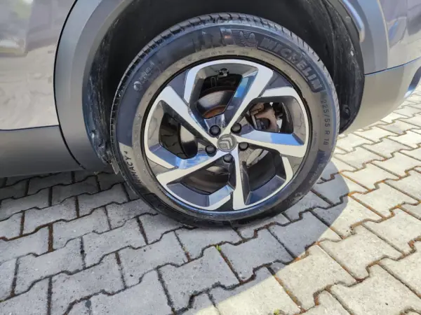 Citroën C5 Aircross 2020 - 21900 EUR, 85000 km - AUTO.MOTO.pt - 85000km - foto 20 de 21