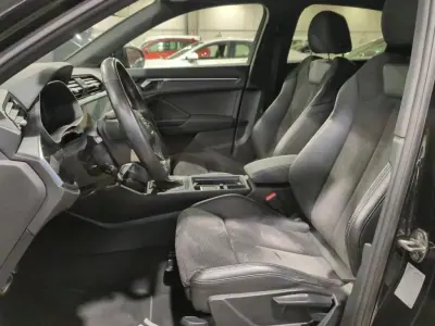 Audi Q3 Sportback 2021 - 35900 EUR, 89638 km - AUTO.MOTO.pt - 89638km - foto 3 de 9