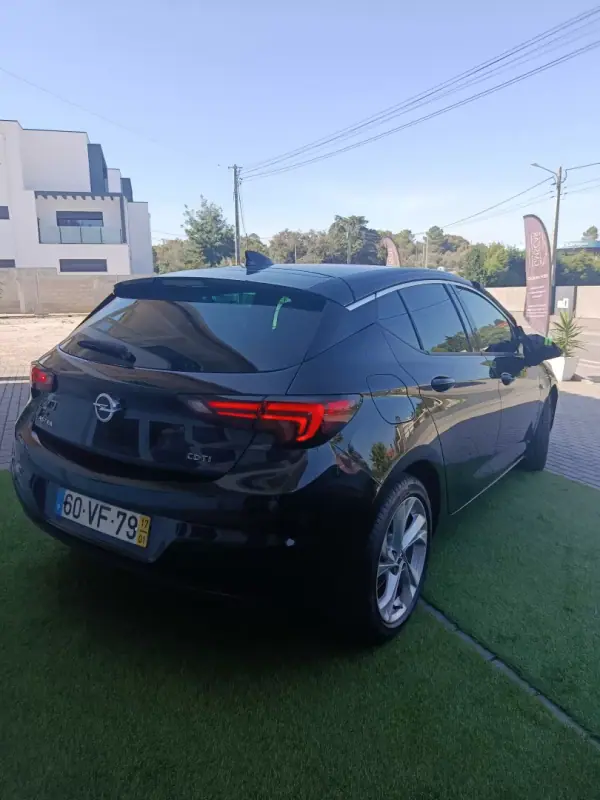 Opel Astra 2017 - 10950 EUR, 167000 km - AUTO.MOTO.pt - 167000km - foto 3 de 11