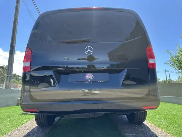 Mercedes-Benz Vito Tourer 2016 - 26900 EUR, 220000 km - AUTO.MOTO.pt - 220000km - foto 17 de 55