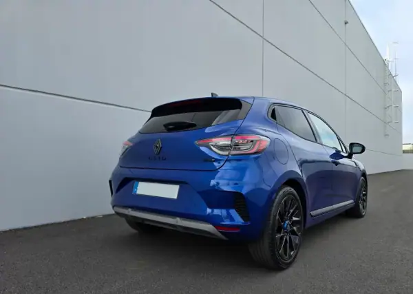 Renault Clio 2024 - 21900 EUR, 57020 km - AUTO.MOTO.pt - 57020km - foto 10 de 34