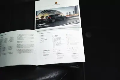 Porsche Cayenne 2018 - 57950 EUR, 120059 km - 120059km - foto 58 de 60