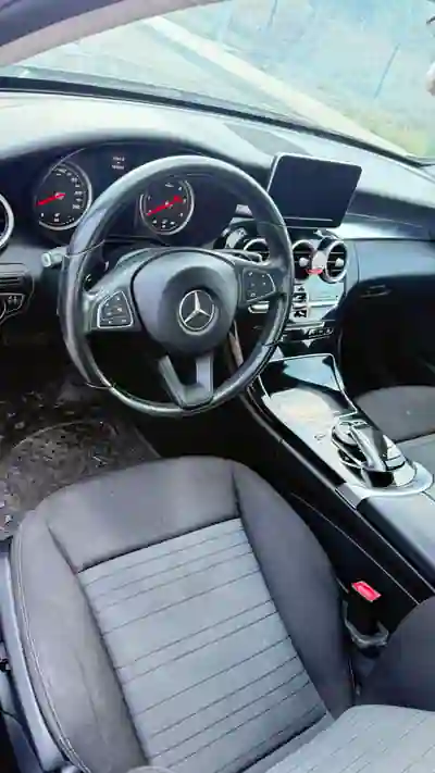 Mercedes-Benz C 180 2015 — foto 4 de 7