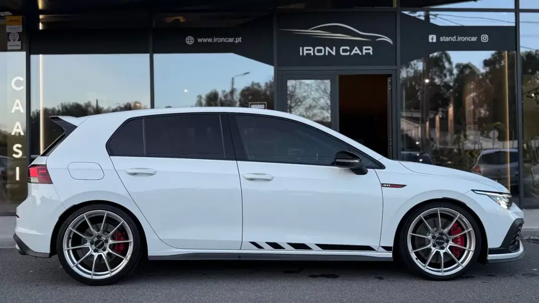 Volkswagen Golf 2021 - 39900 EUR, 55600 km - AUTO.MOTO.pt - 55600km - foto 5 de 26