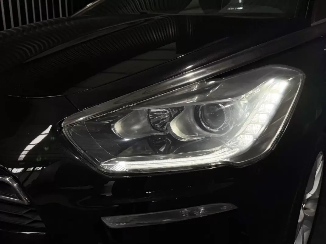 Citroën DS5 2014 - 12499 EUR, 165000 km - 165000km - foto 28 de 30