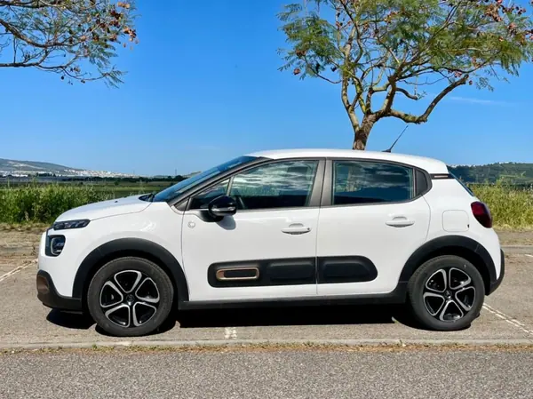 Citroën C3 2023 - 19280 EUR, 19200 km - AUTO.MOTO.pt - 19200km - foto 2 de 27