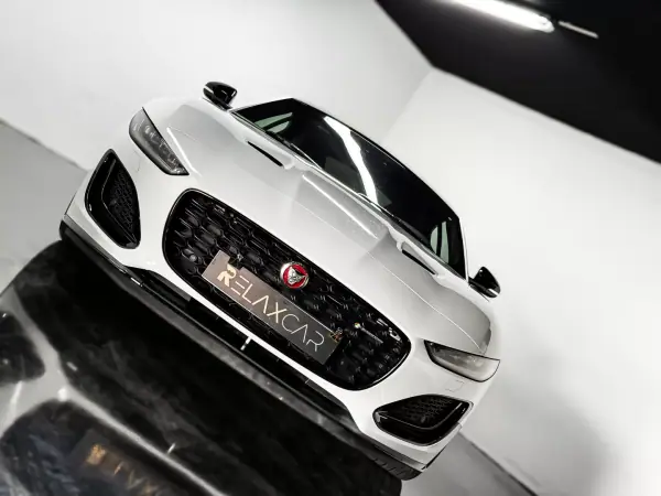 Jaguar F-Type 2020 - 52500 EUR, 77800 km - AUTO.MOTO.pt - 77800km - foto 11 de 27