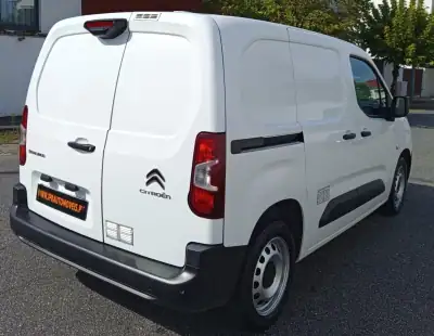 Citroën Berlingo 2020 - 12990 EUR, 127200 km - AUTO.MOTO.pt - 127200km - foto 7 de 19