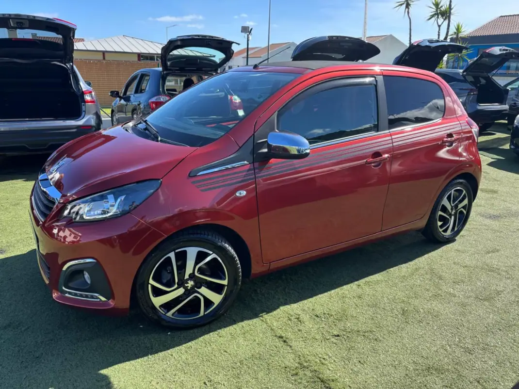 Peugeot 108 2019 - 12490 EUR, 35686 km - 35686km - foto 4 de 19