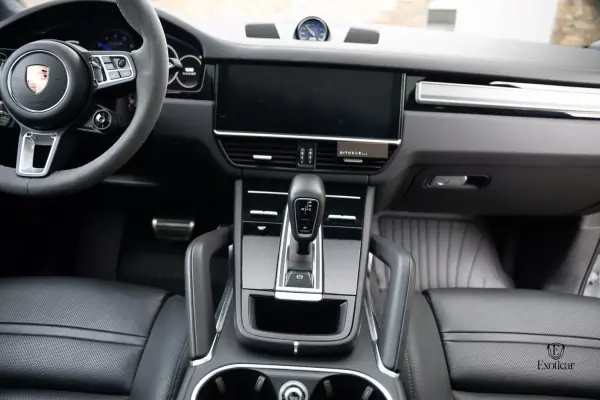 Porsche Cayenne Coupé 2022 - 108888 EUR, 92000 km - AUTO.MOTO.pt - 92000km - foto 48 de 65