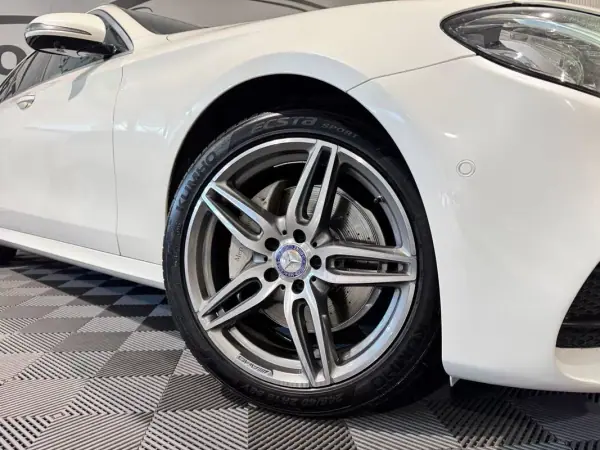 Mercedes-Benz E 220 2017 - 23900 EUR, 348000 km - AUTO.MOTO.pt - 348000km - foto 30 de 58