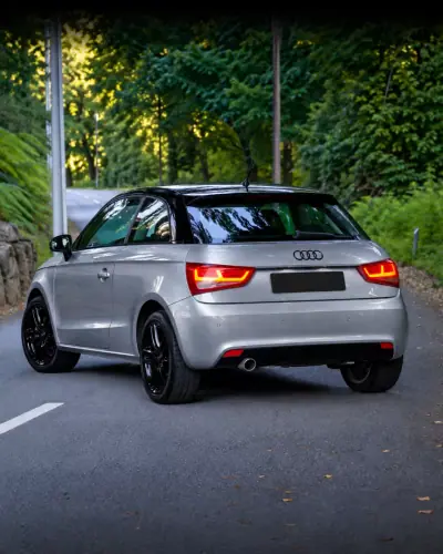Audi A1 2012 - 11500 EUR, 151000 km - 151000km - foto 2 de 6