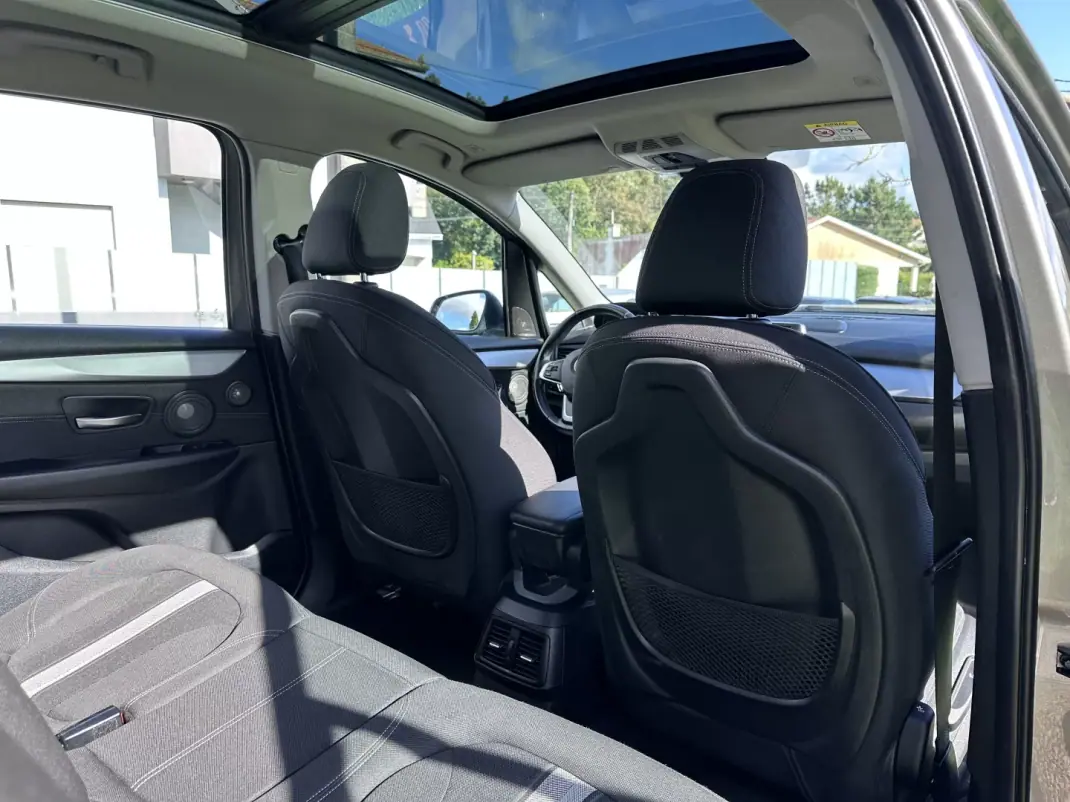 BMW 216 Gran Tourer 2015 - 14900 EUR, 180000 km - AUTO.MOTO.pt - 180000km - foto 63 de 77