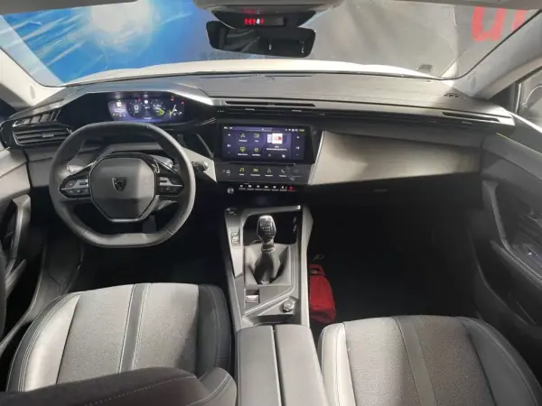 Peugeot 308 SW 2022 - 24750 EUR, 43000 km - AUTO.MOTO.pt - 43000km - foto 31 de 57
