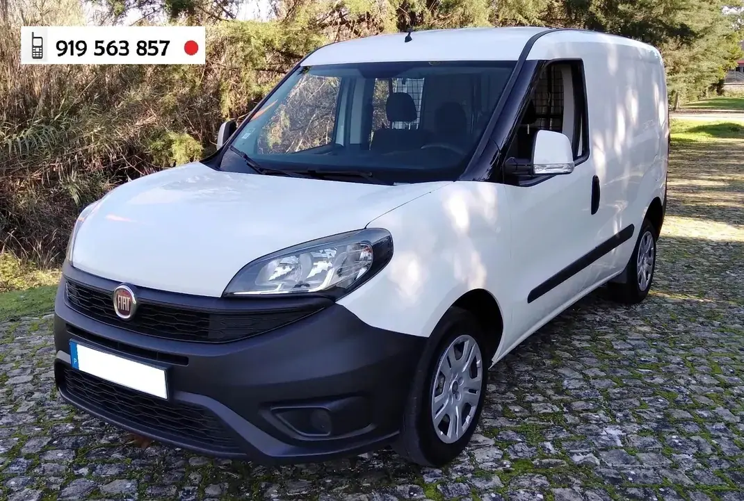 Fiat DOBLO CARGO 1.3 M-JET EASY 3 Lugares 2018 - 9250 EUR, 196000 km - AUTO.MOTO.pt - 196000km - foto 1 de 12