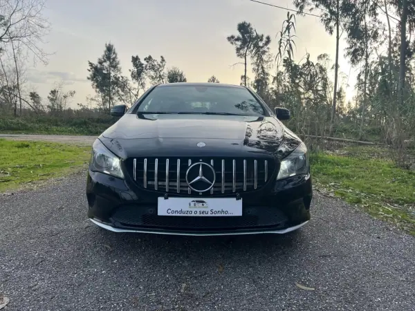 Mercedes-Benz CLA 180 2017 - 18650 EUR, 124000 km - AUTO.MOTO.pt - 124000km - foto 13 de 38