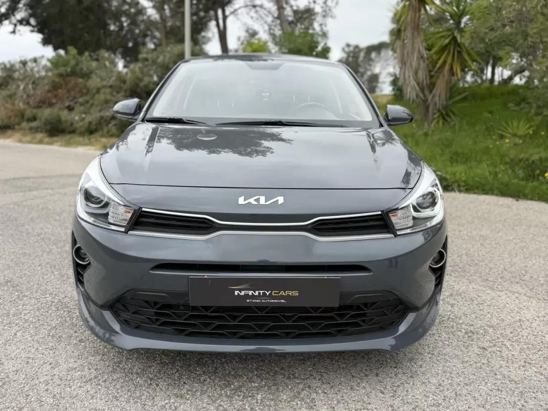 Kia Rio 2023 - 14999 EUR, 30000 km - AUTO.MOTO.pt - 30000km - foto 2 de 13