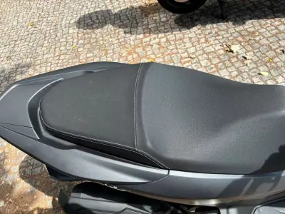 Honda PCX 125 2016 - 2350 EUR, 9998 km - AUTO.MOTO.pt - 9998km - foto 8 de 14
