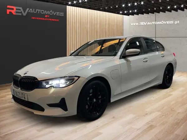 BMW 330e Line Sport 2019 Hybrid (Petrol)