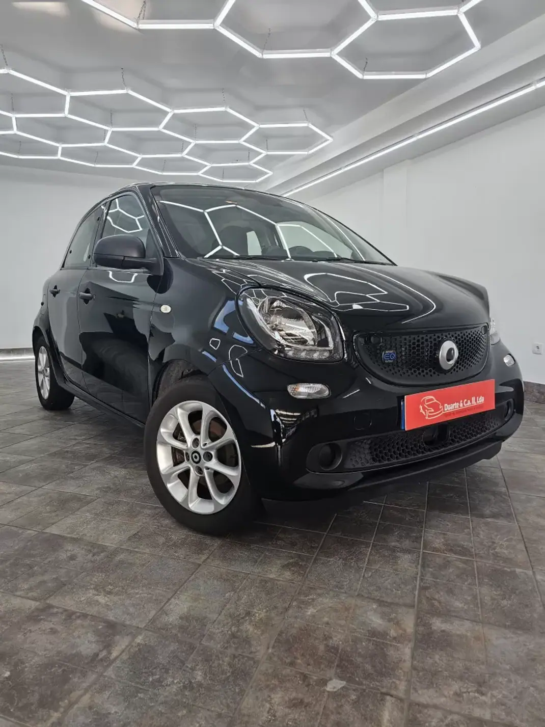 Smart ForFour 2019 - 11000 EUR, 70757 km - 70757km - foto 29 de 29