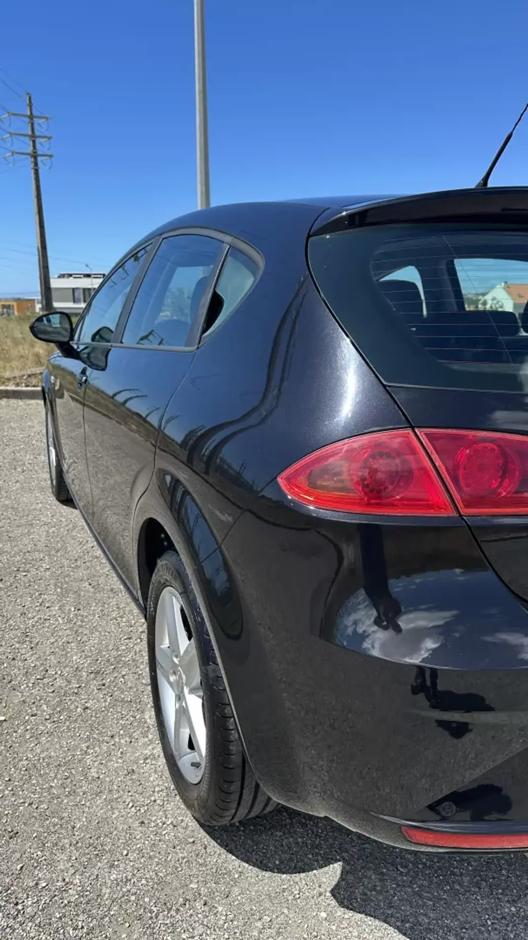 SEAT Leon 2011 - 6950 EUR, 151000 km - 151000km - foto 16 de 19