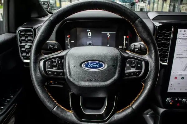Ford Ranger 2023 - 48990 EUR, 60190 km - AUTO.MOTO.pt - 60190km - foto 13 de 41