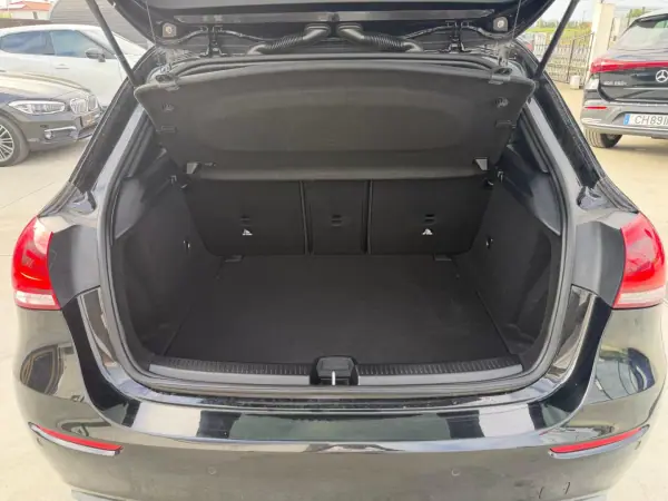 Mercedes-Benz A 180 2019 - 23990 EUR, 116000 km - AUTO.MOTO.pt - 116000km - foto 34 de 34
