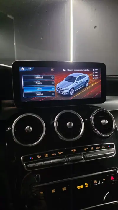 Mercedes-Benz GLC 300 2022 - 48900 EUR, 86000 km - AUTO.MOTO.pt - 86000km - foto 19 de 21