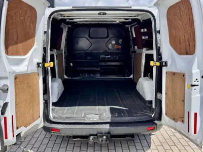 Ford TRANSIT CUSTOM 2.0 L2 H2 2.0 130 CV 2021 - 16500 EUR, 152000 km - AUTO.MOTO.pt - 152000km - foto 18 de 18